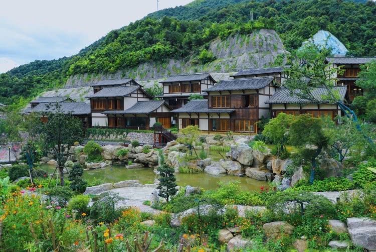 上饒葛仙山景區思源居住宿一晚雙人自助早餐景區大門票2張雙人往返